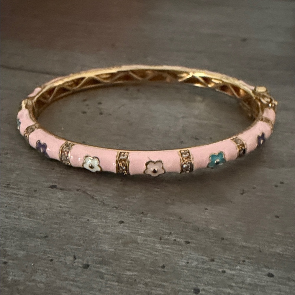 Pink Enamel Floral Bangle snap closure Bracelet - Picture 2 of 6